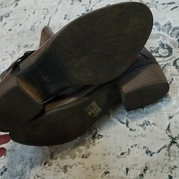 Booties - Picture 2 of 4